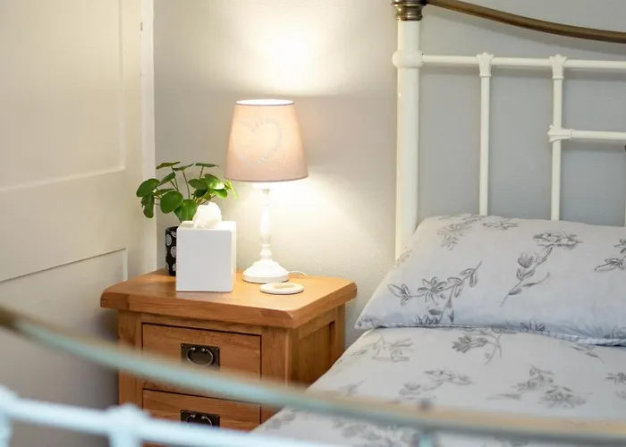 2 Bed In Oc-w003 惠特比